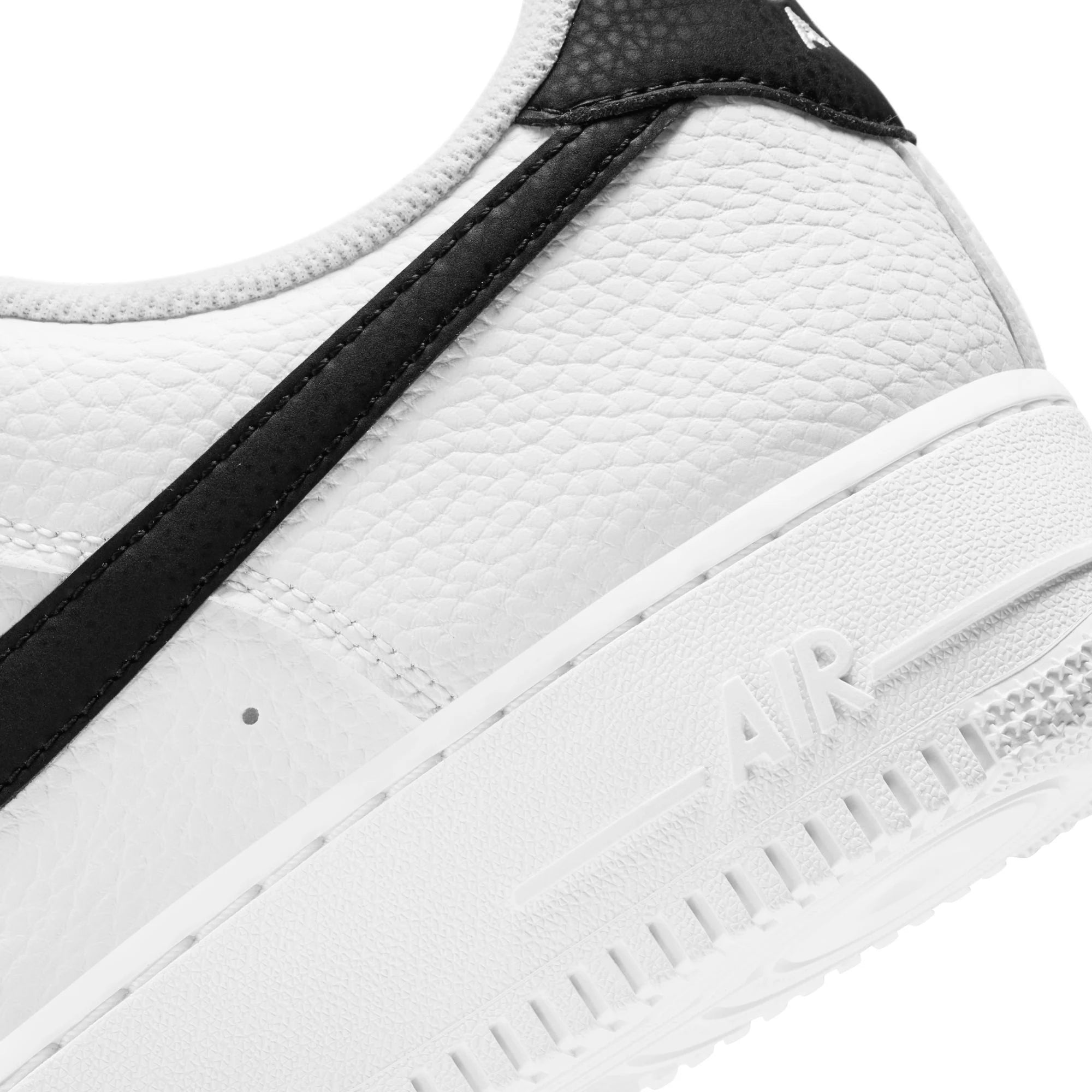Nike Air Force 1 '07