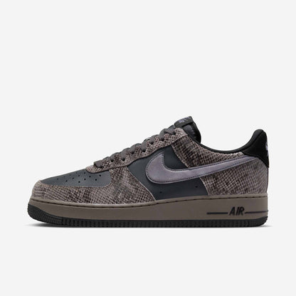 Nike Air Force 1 '07 LV8