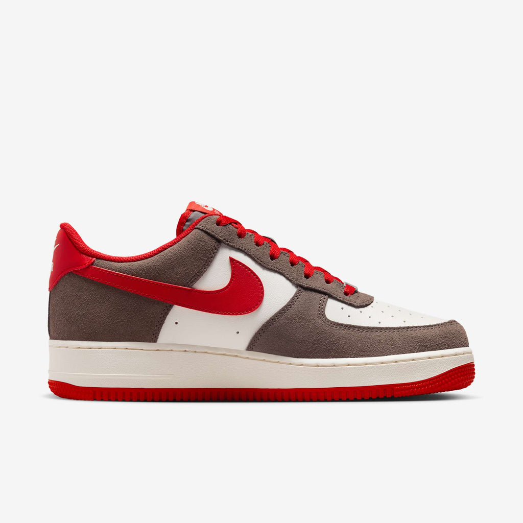 Nike Air Force 1 '07 LV8