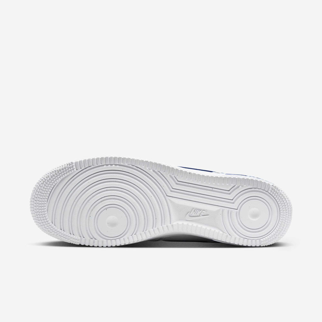 Nike Air Force 1 '07 LV8