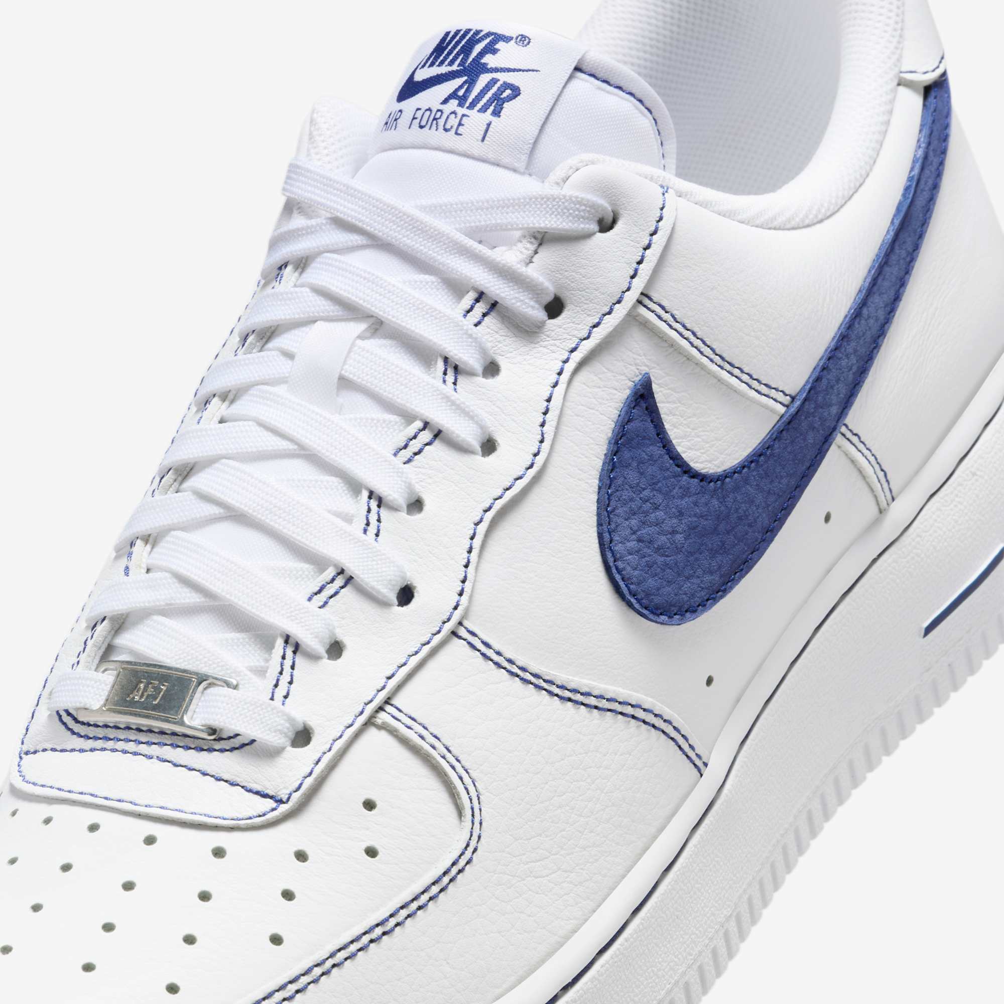 Nike Air Force 1 '07 LV8