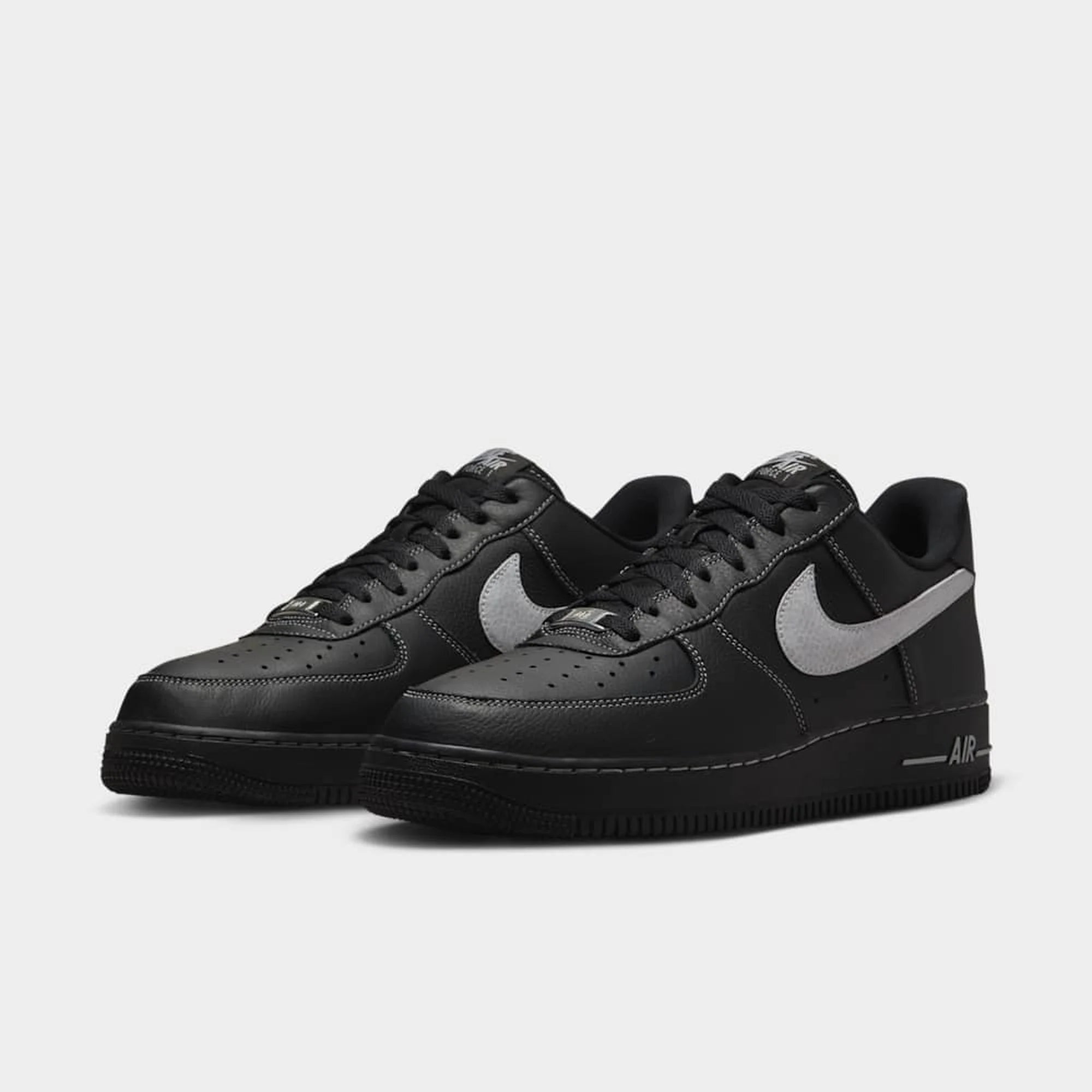 Nike Air Force 1 '07 LV8