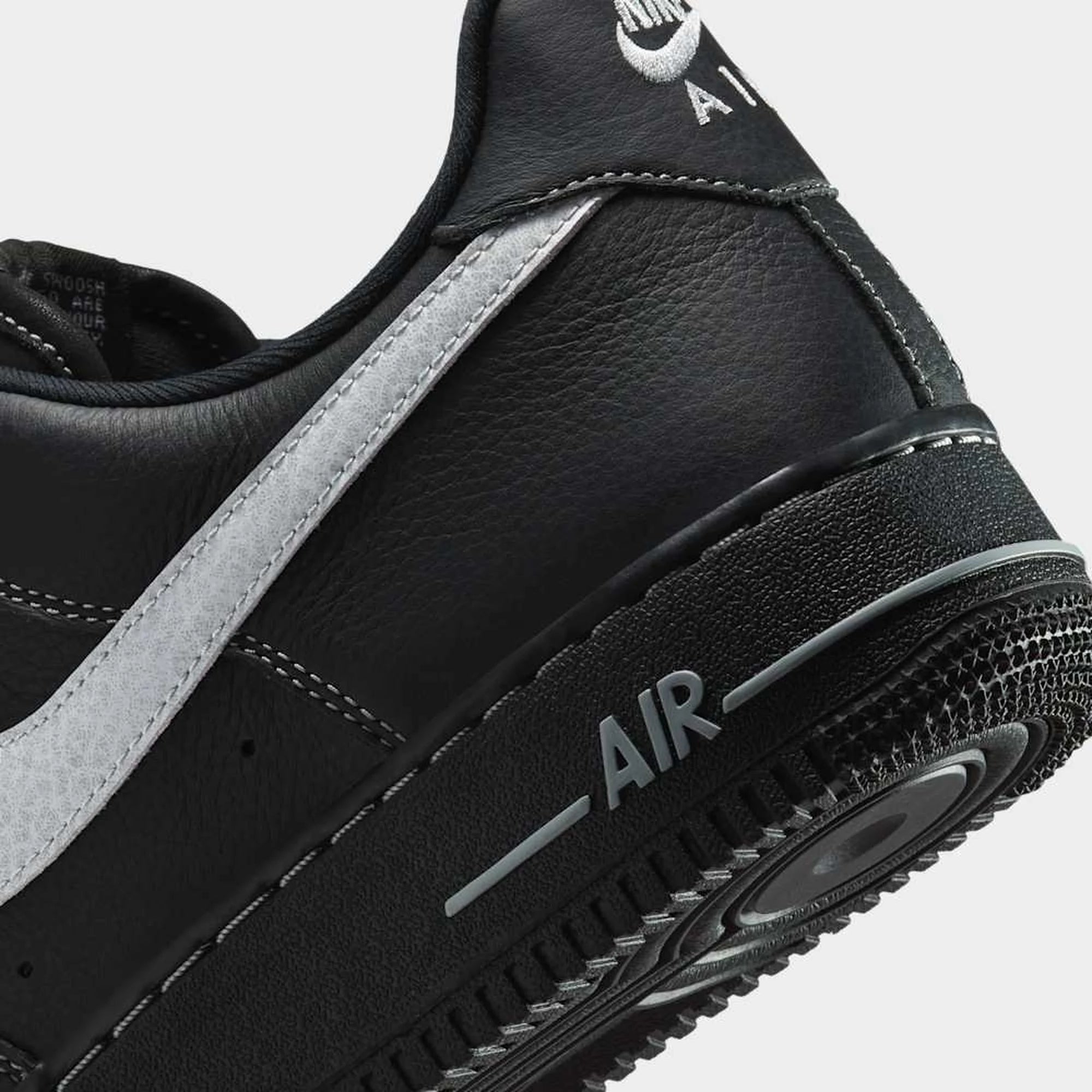 Nike Air Force 1 '07 LV8