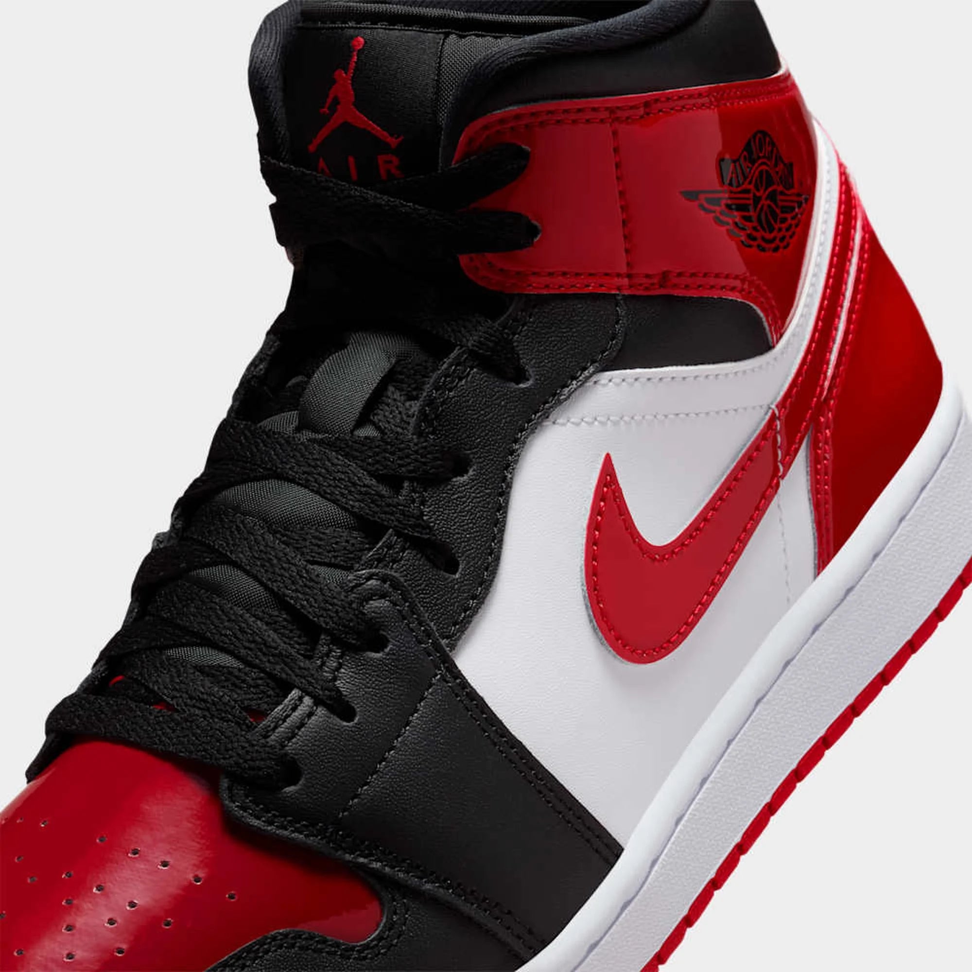 Jordan 1 Mid  Varon SE  Patent Bred Toe