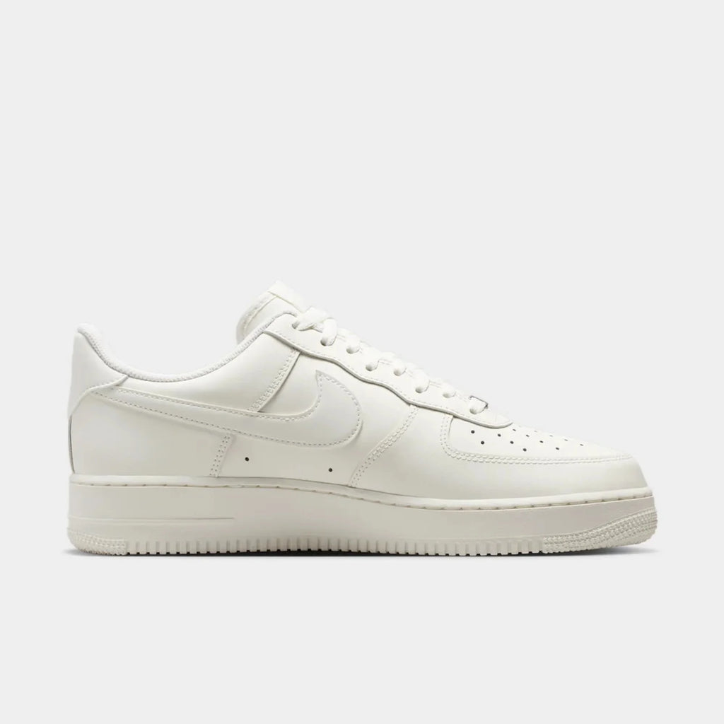 Nike Air Force 1 '07