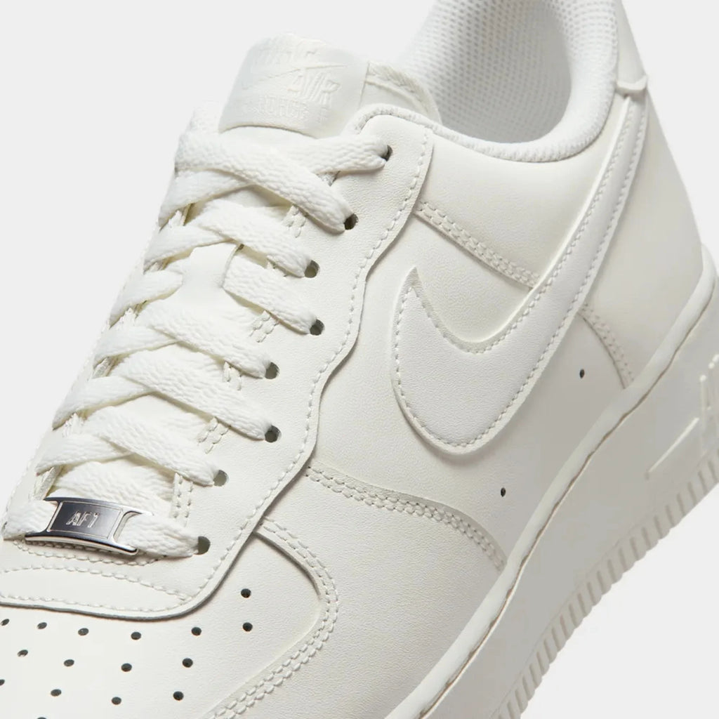 Nike Air Force 1 '07