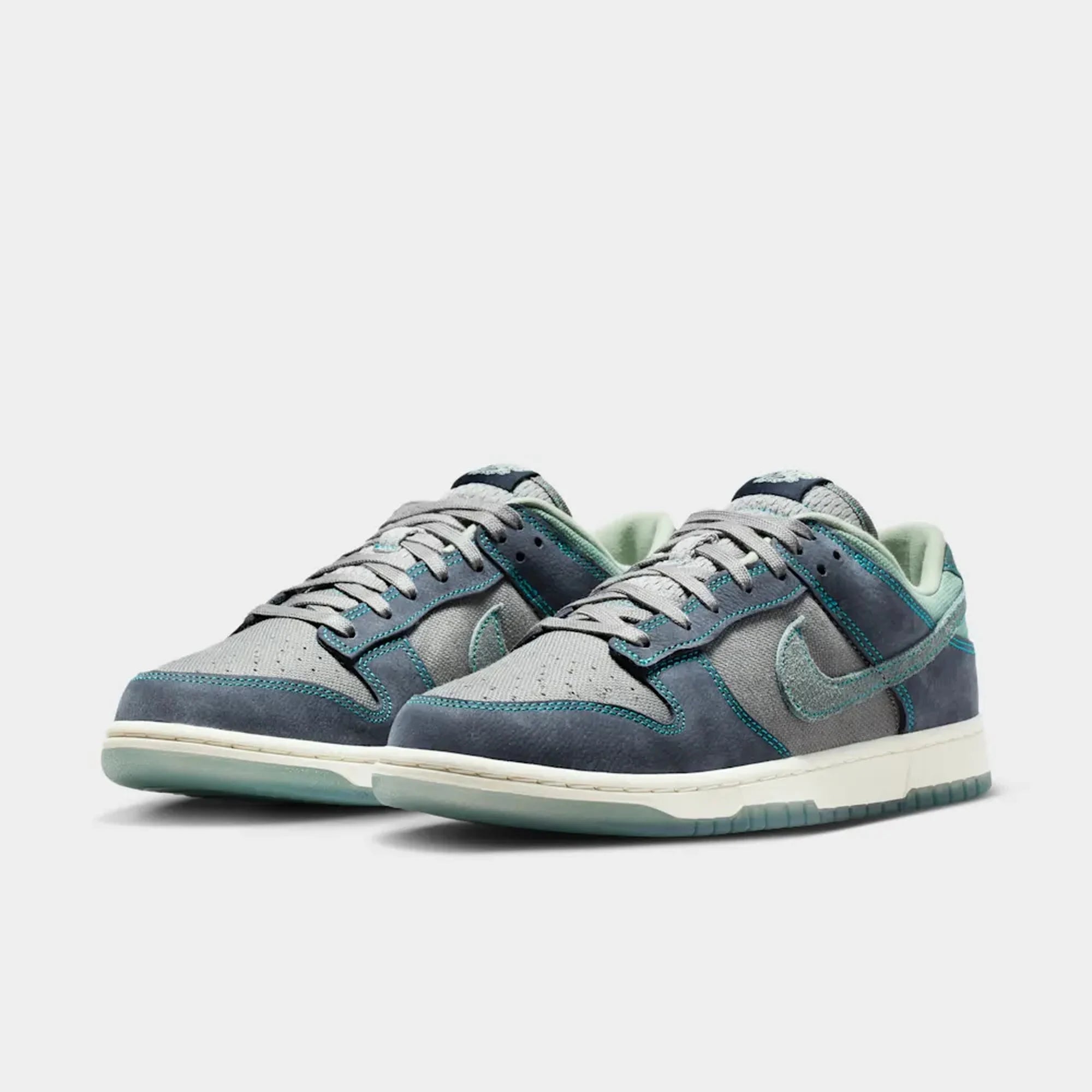 Nike Dunk Low Retro SE