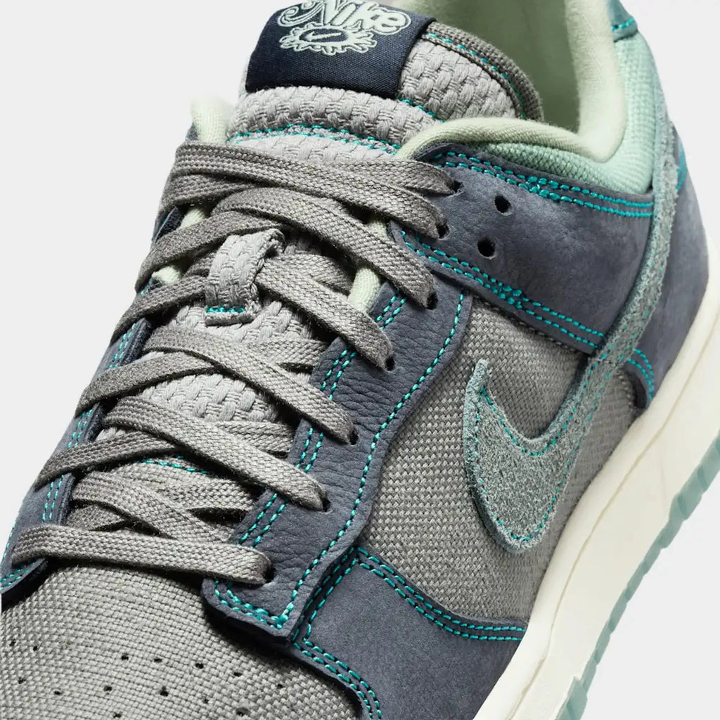 Nike Dunk Low Retro SE