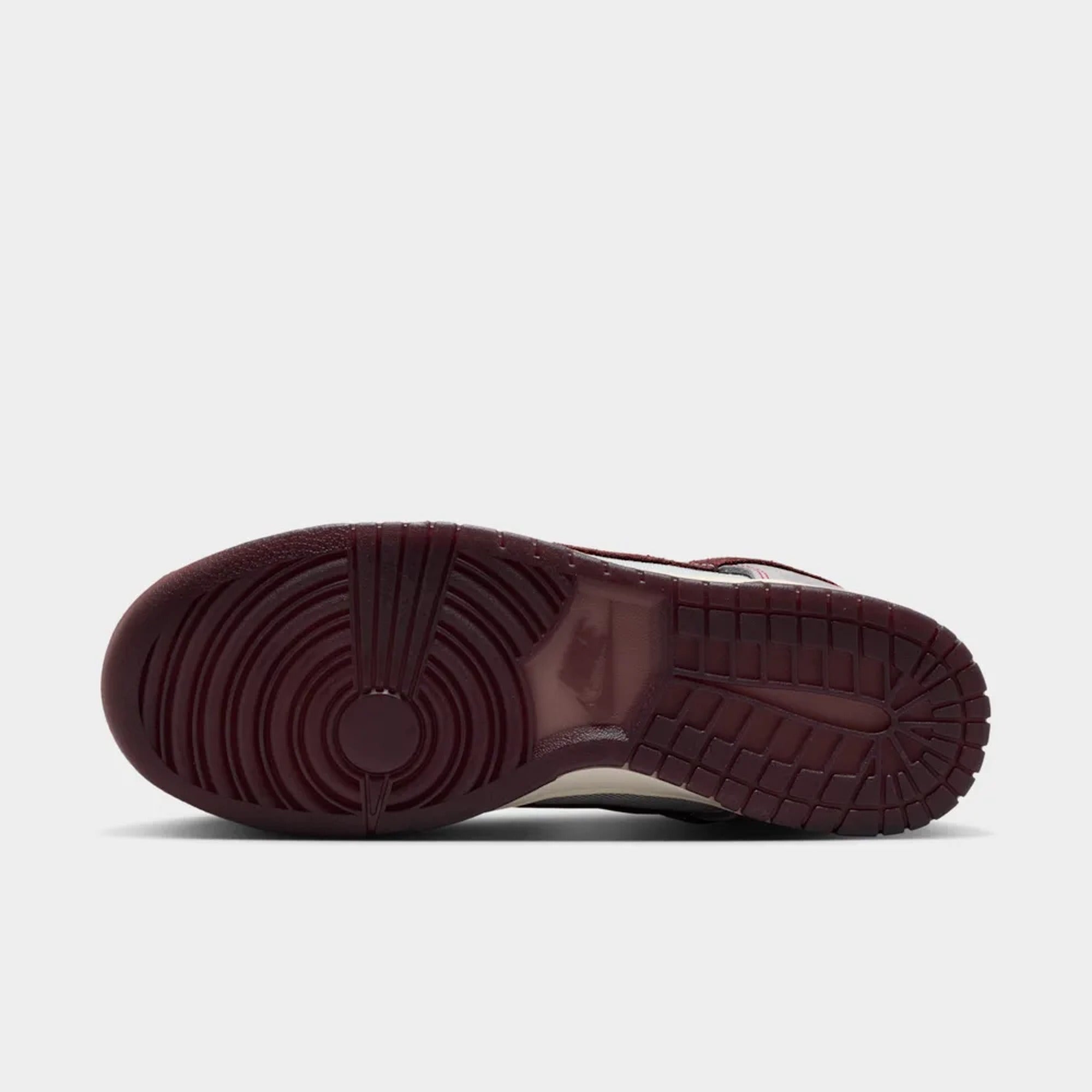 Nike Dunk Low Retro SE