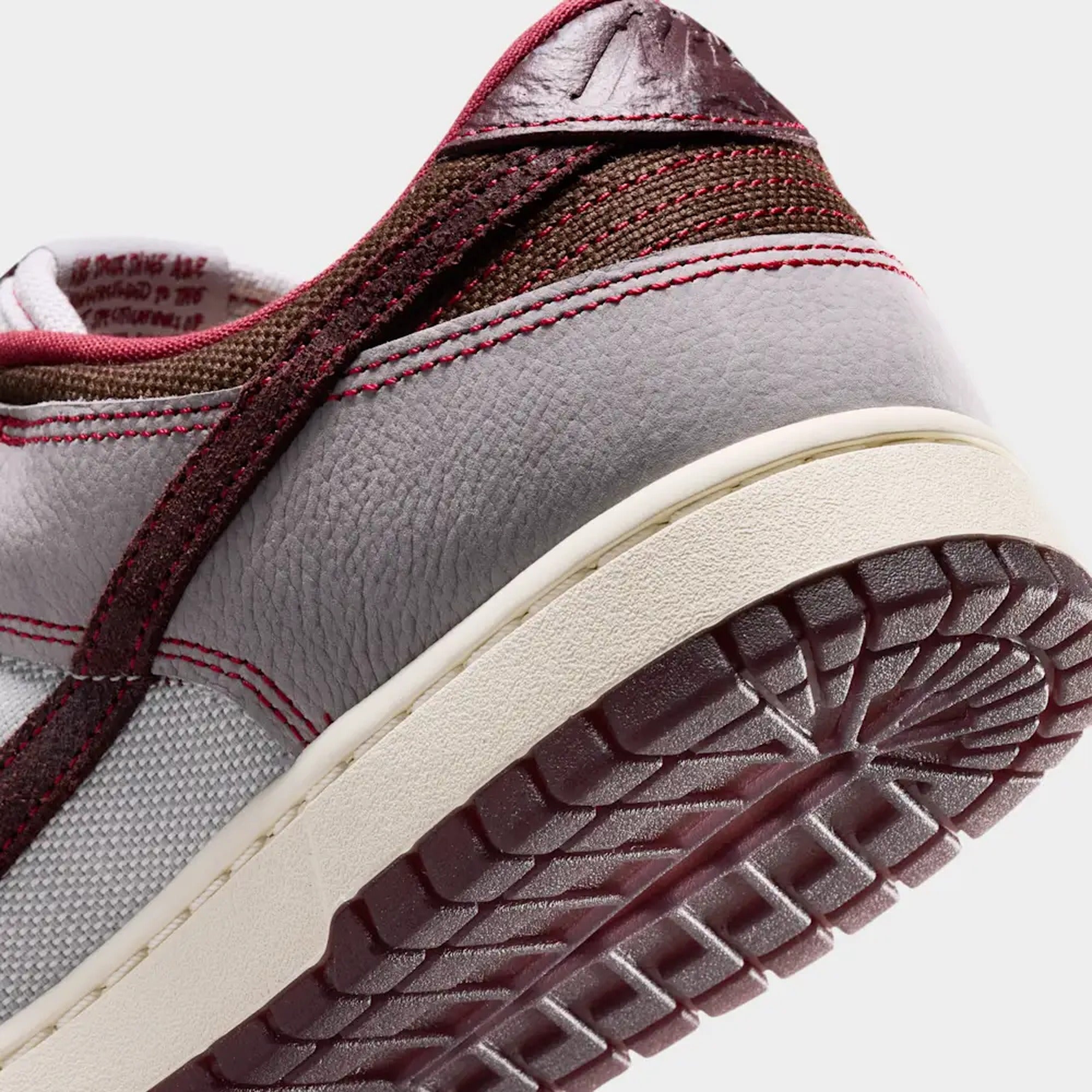 Nike Dunk Low Retro SE