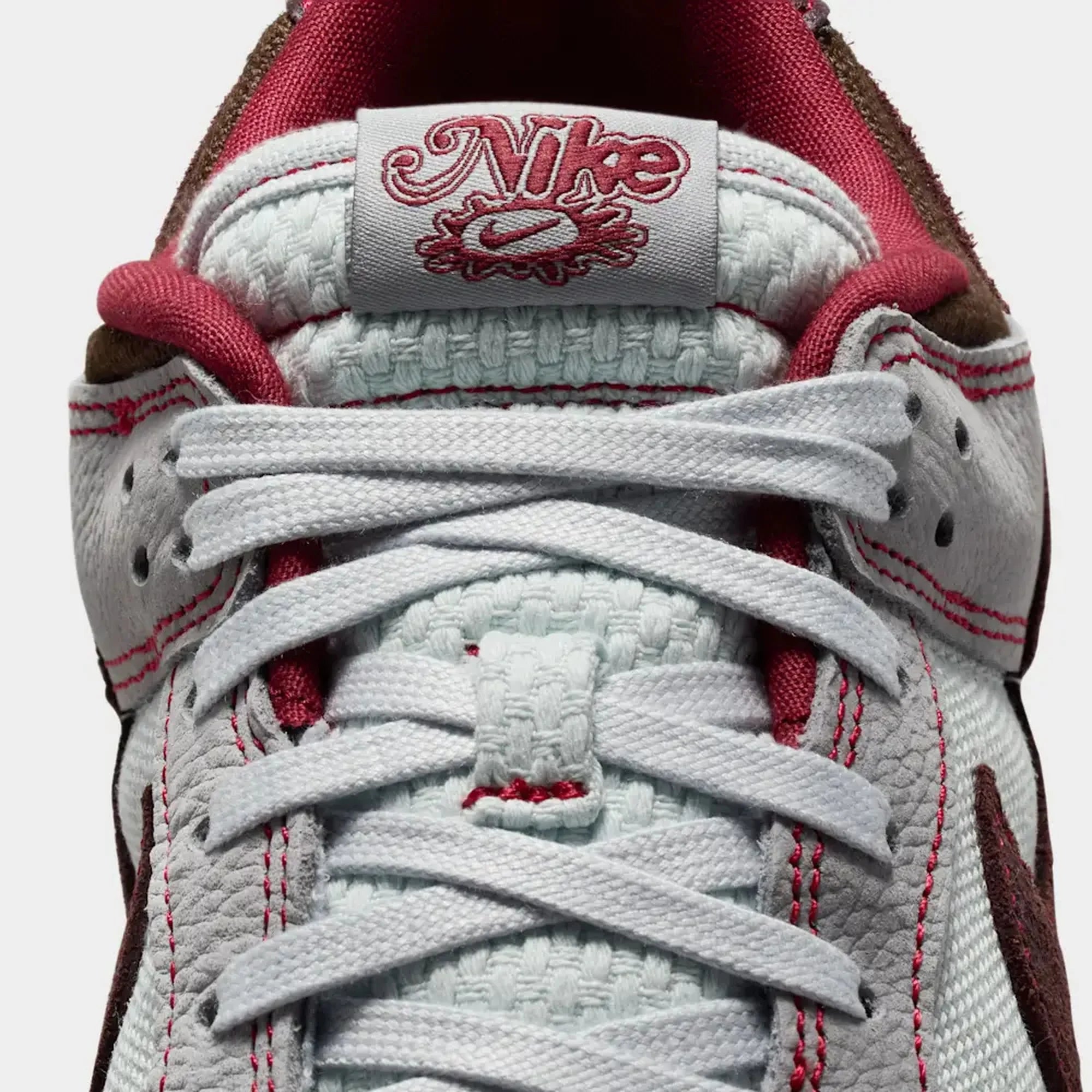 Nike Dunk Low Retro SE