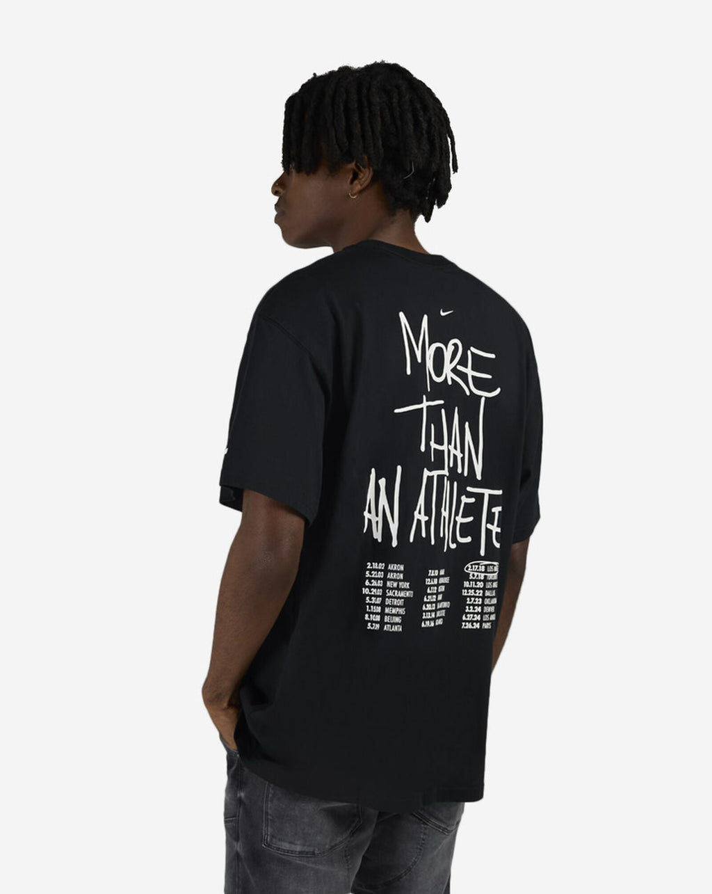 Nike LeBron «More than an athlete»