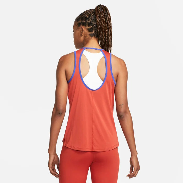 Nike Dri-FIT One Icon Clash