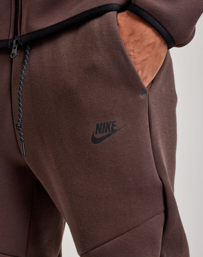 Nike Sportswear Tech Fleece 2025