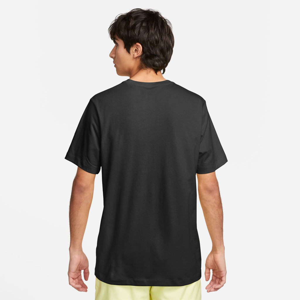Nike Sportswear Club
